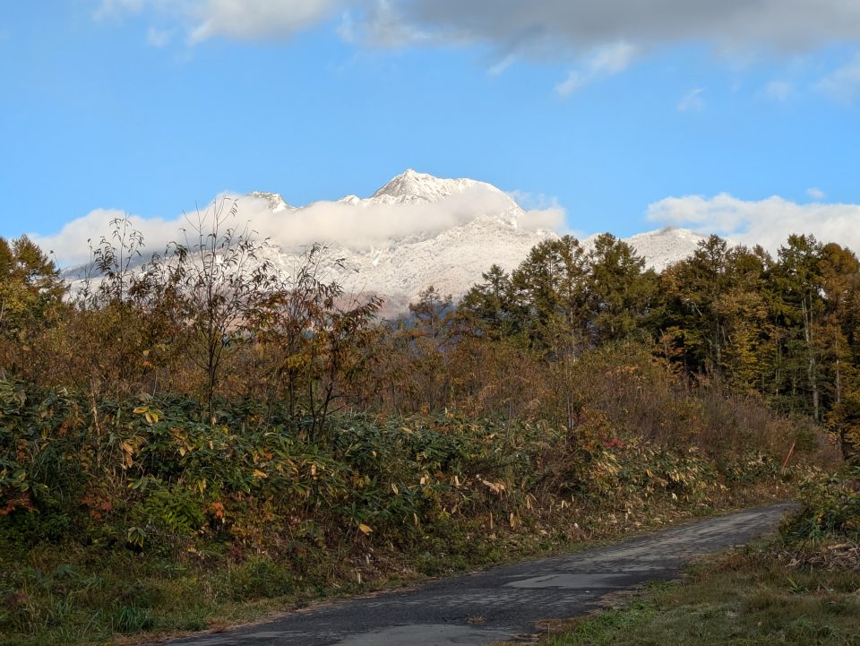 妙高山と妙高杉ノ原スキー場