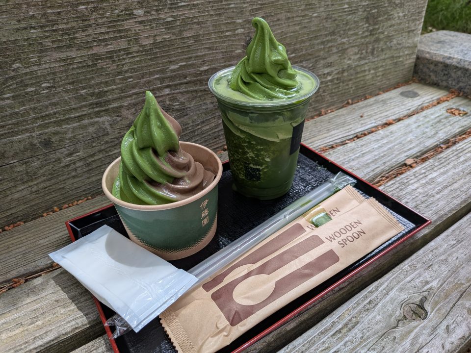 善光寺　伊藤園　ほうじ茶ソフト